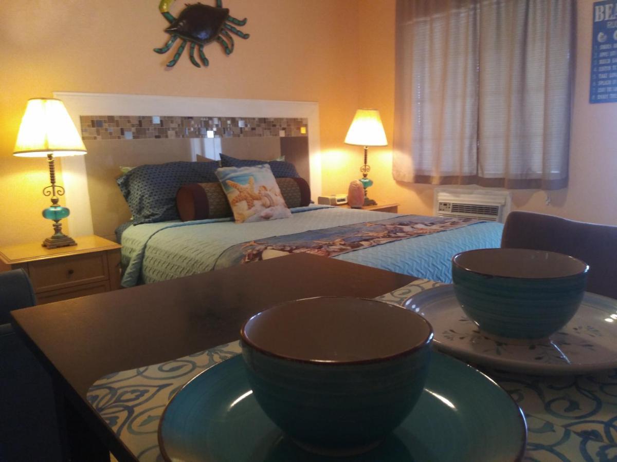 Michaels Siesta Motel เซนต์ปีเตอร์สเบิร์ก ภายนอก รูปภาพ